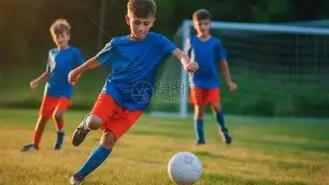 当红男星醉酒后涉嫌袭胸女演员，事后否认记忆