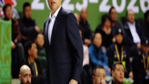 萨内再现风采，荣获拜仁对阵圣保利最佳球员称号